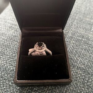 NWT 18 K White Gold Black Diamond Halo Engagement Ring Size 7 1.70 CTW 1.27 CT